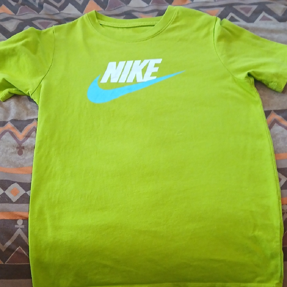 Nike Kids Green T-Shirt